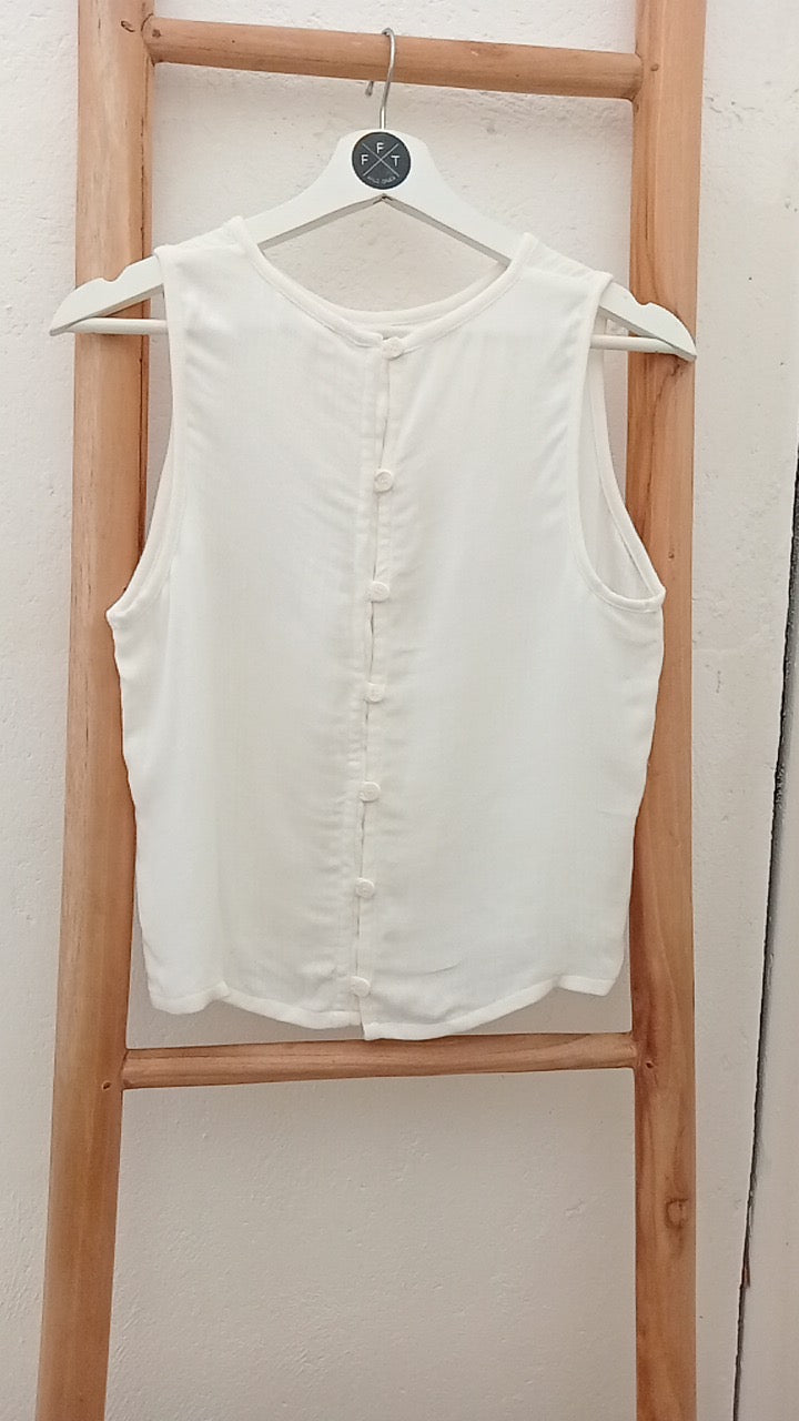 Button back top