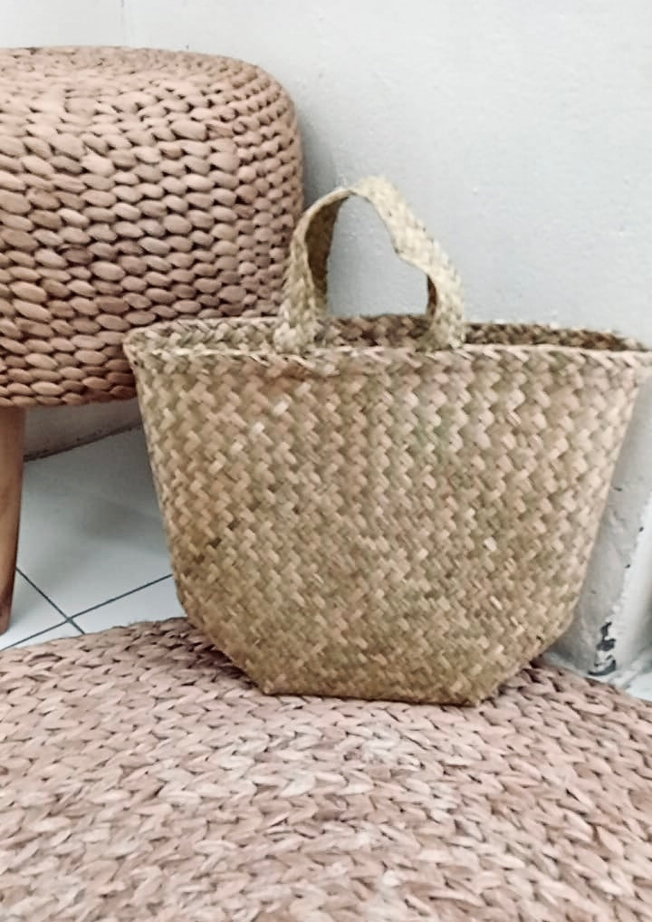 straw shopping bag