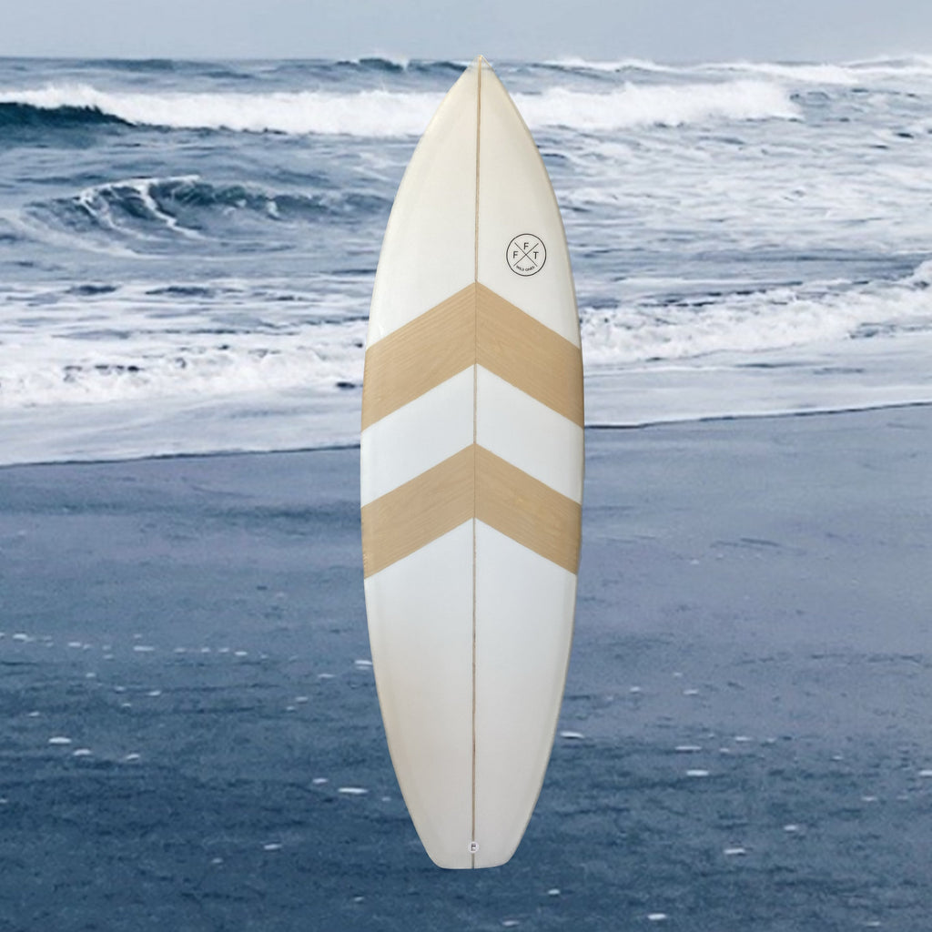 Surfboard - Short board 5'8