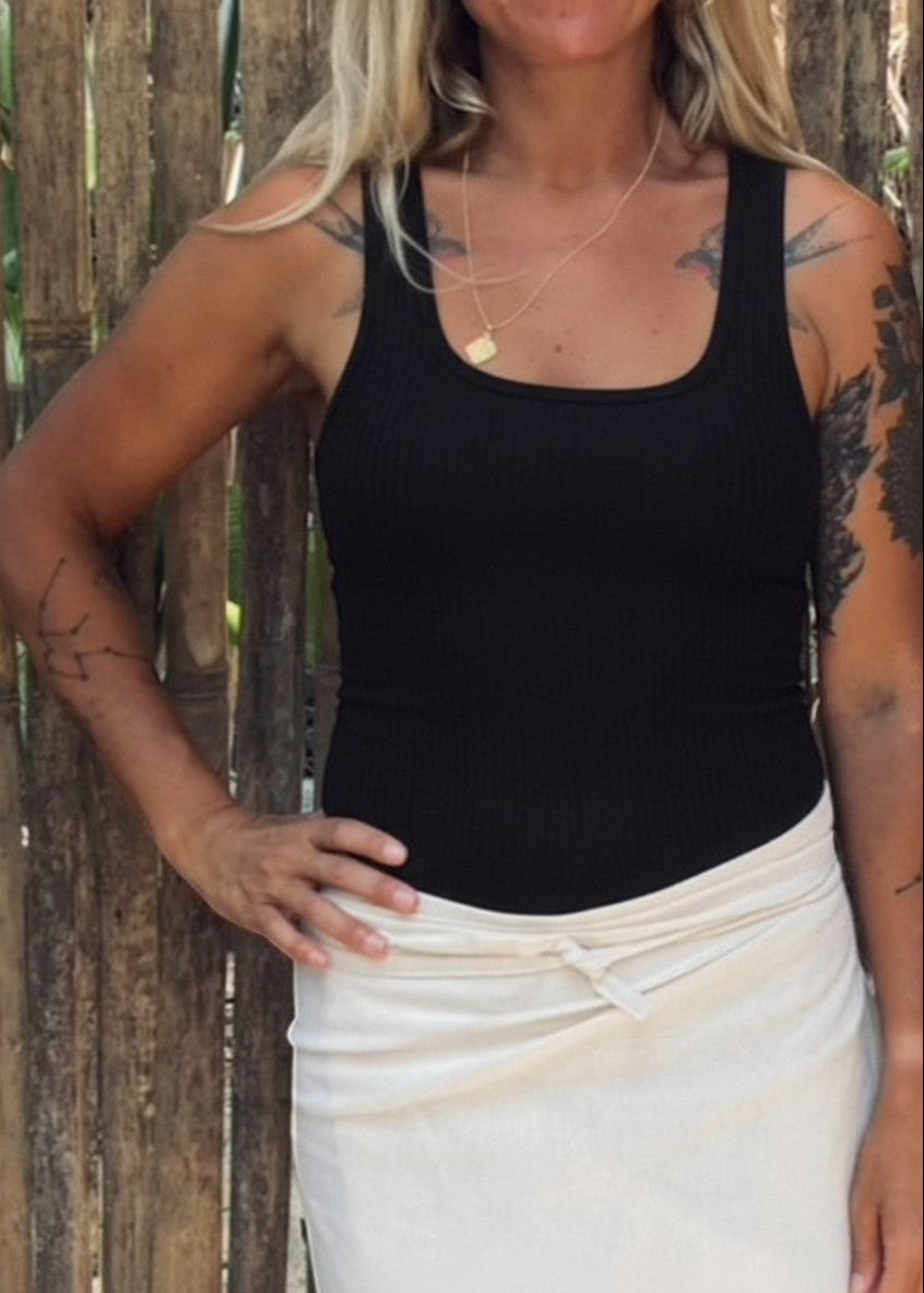 classic rib vest black
