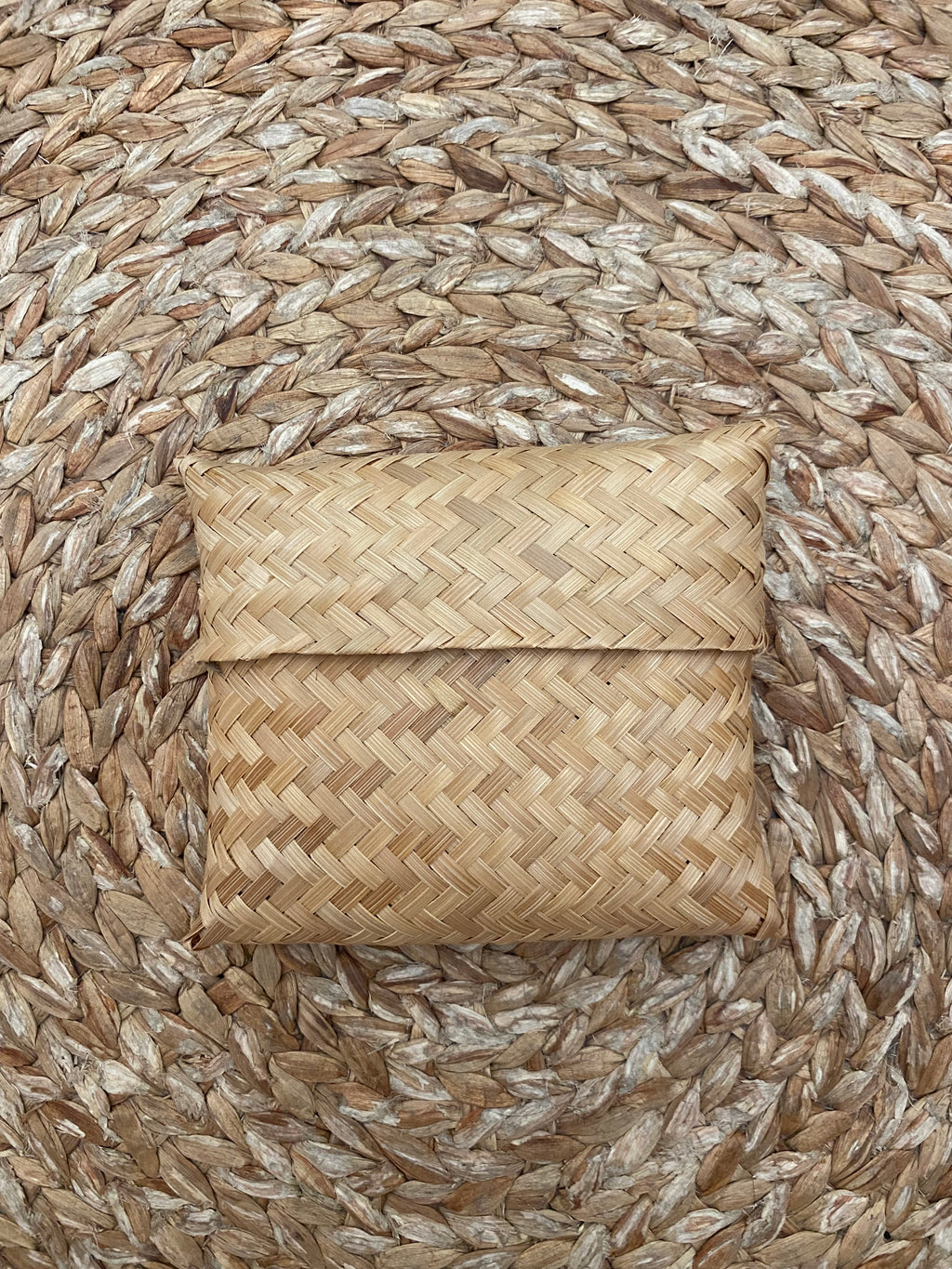 woven wallet