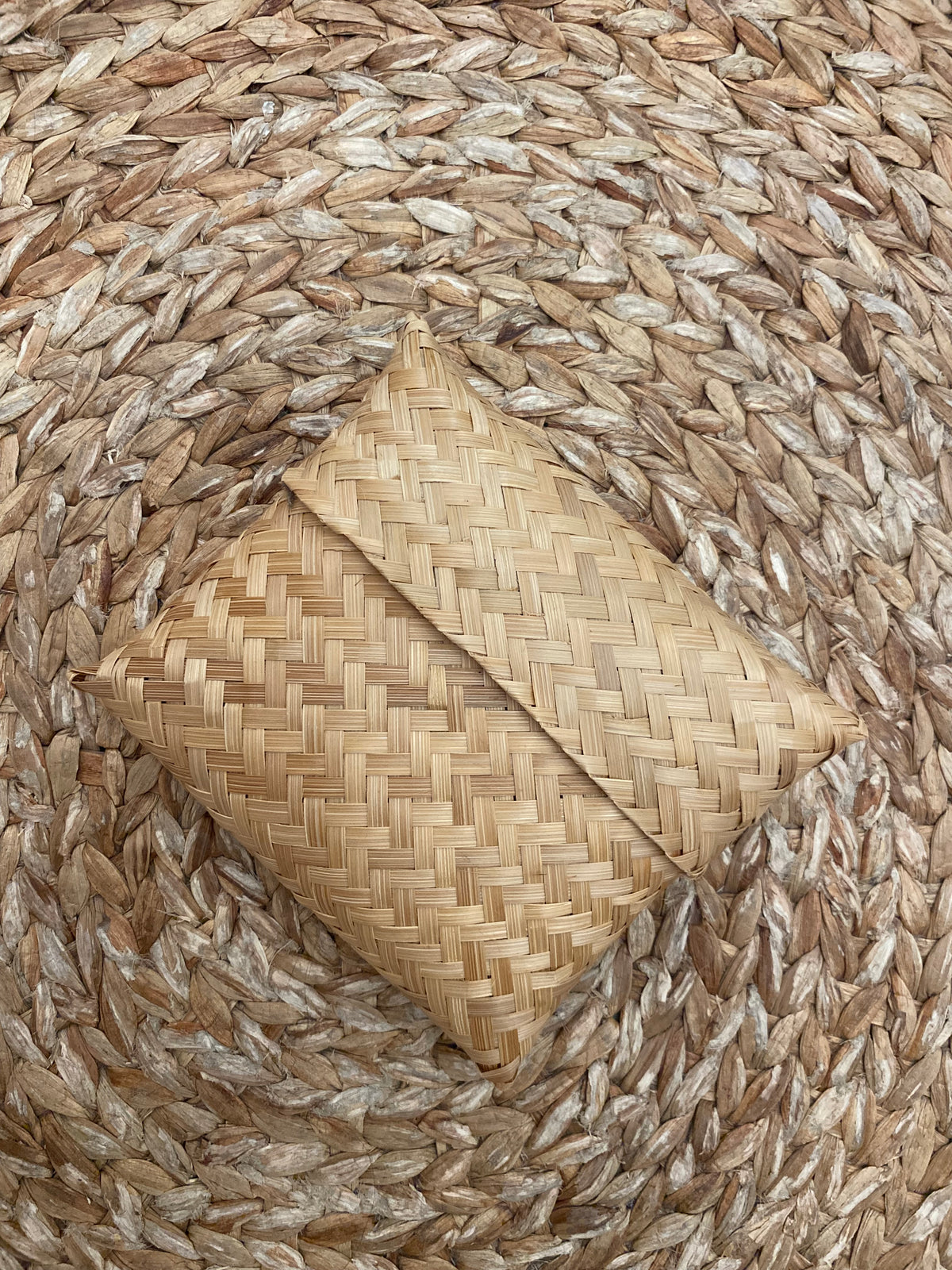 woven wallet