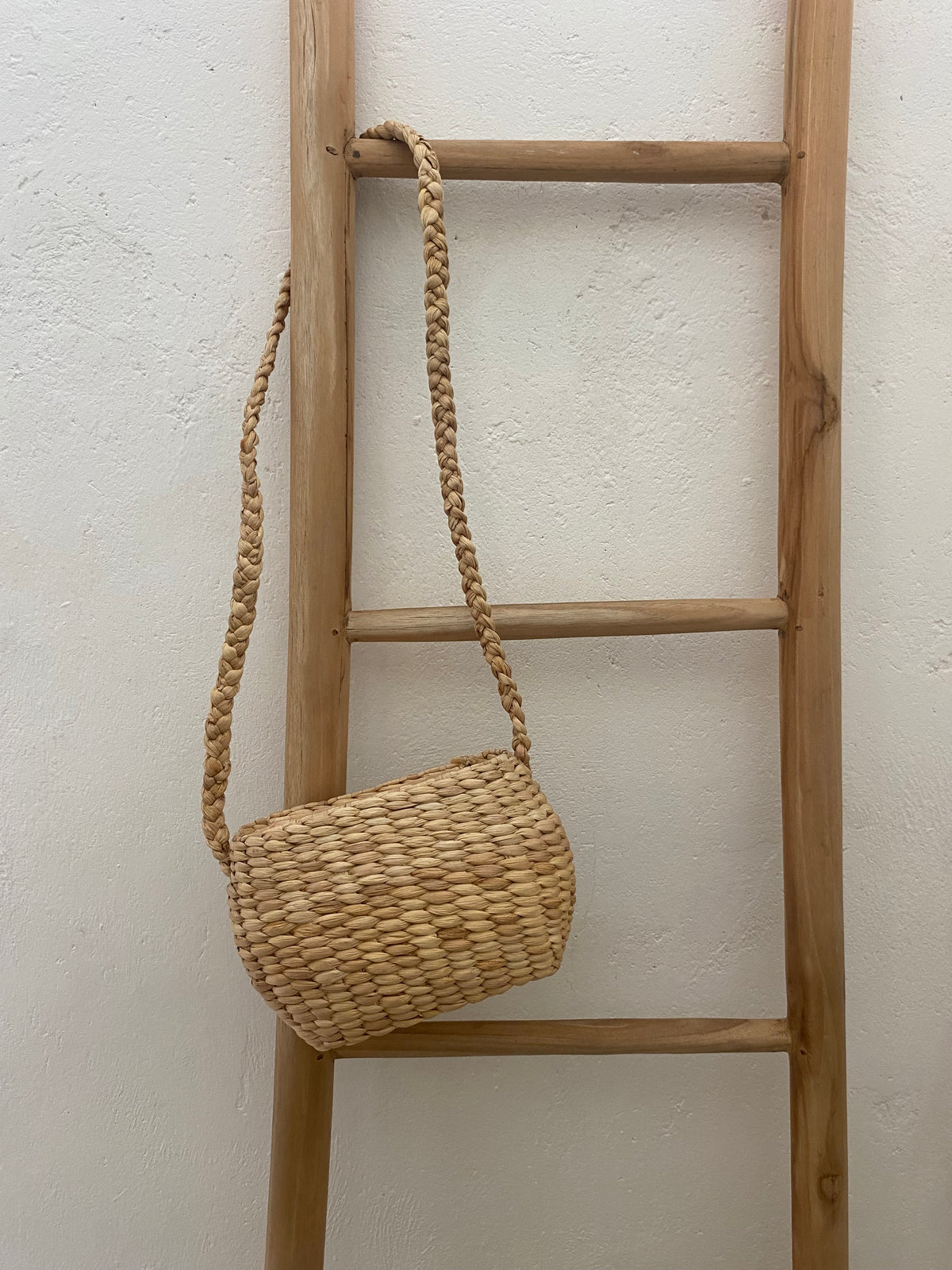 straw handbag