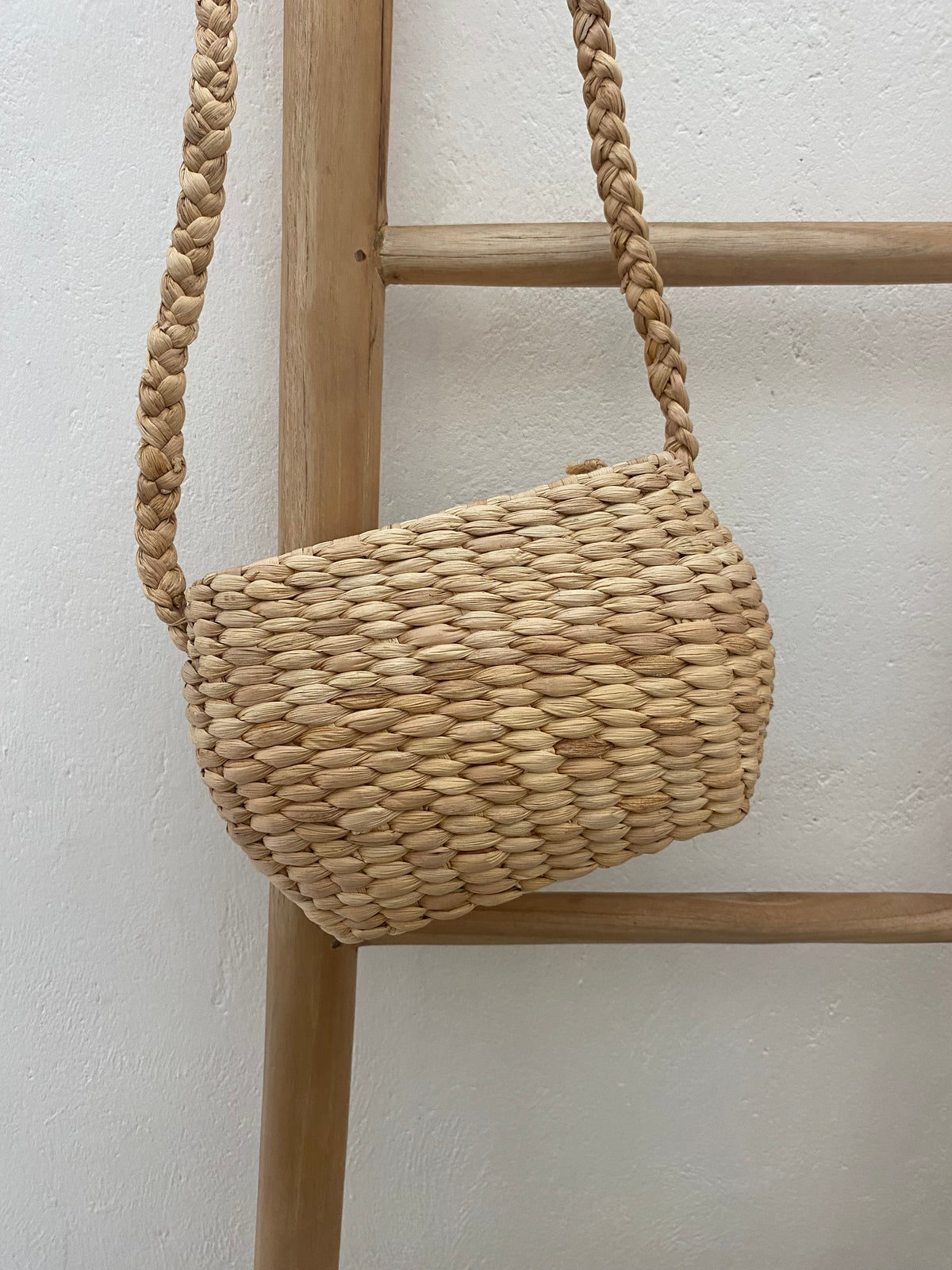 straw handbag