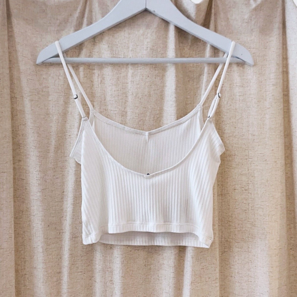 low back top white