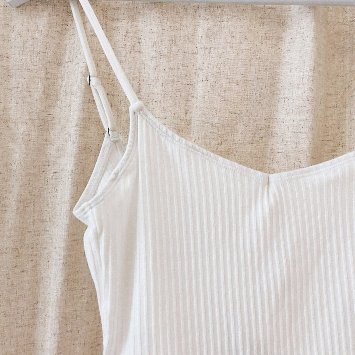 low back top white