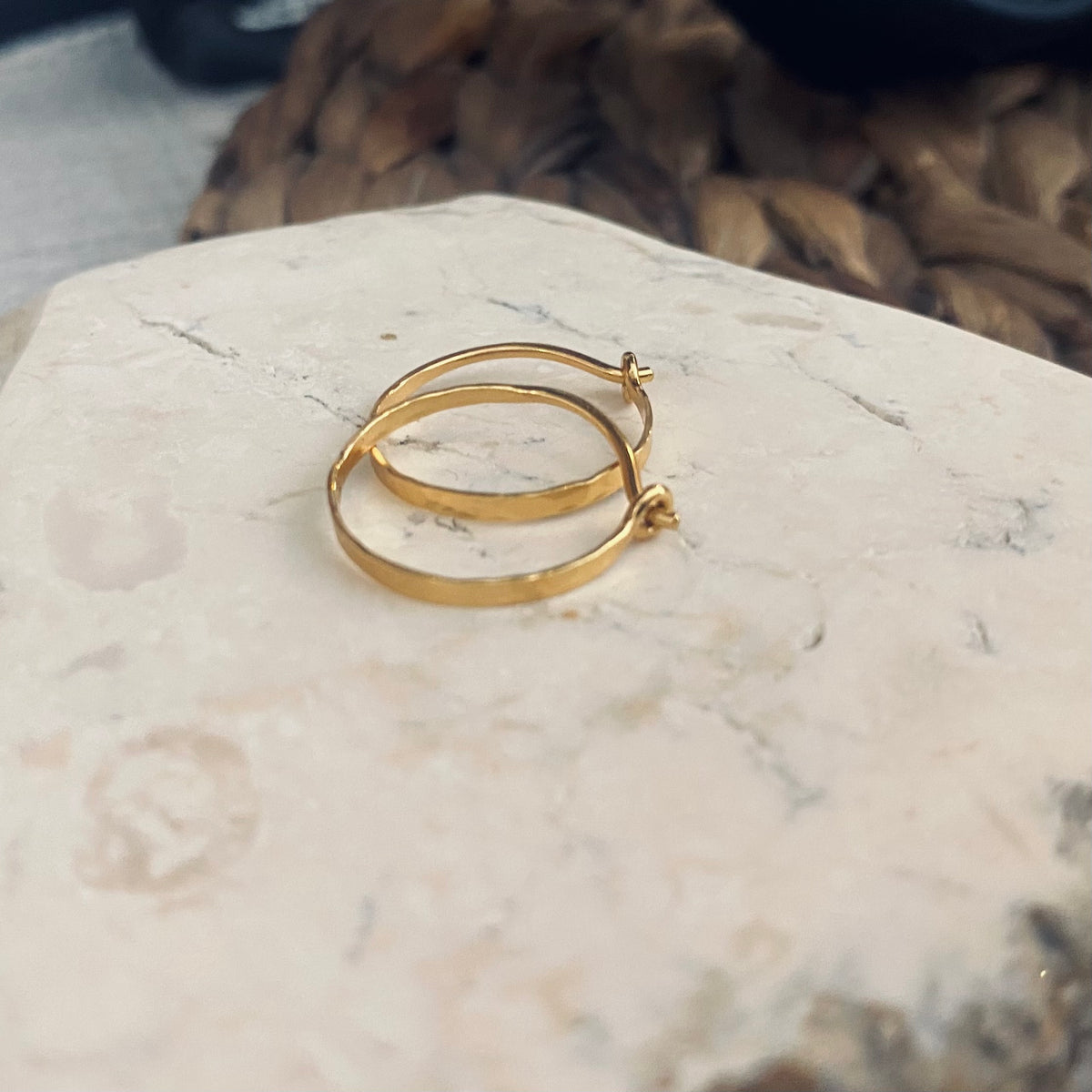 CALLAKAII EARRING - bay hoop - gold