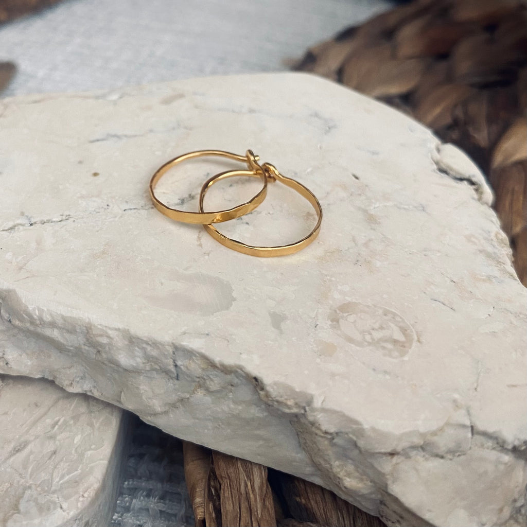 CALLAKAII EARRING - bay hoop - gold