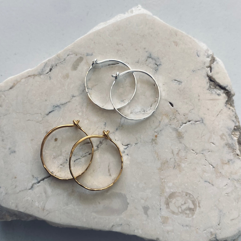 CALLAKAII EARRING - bay hoop - silver