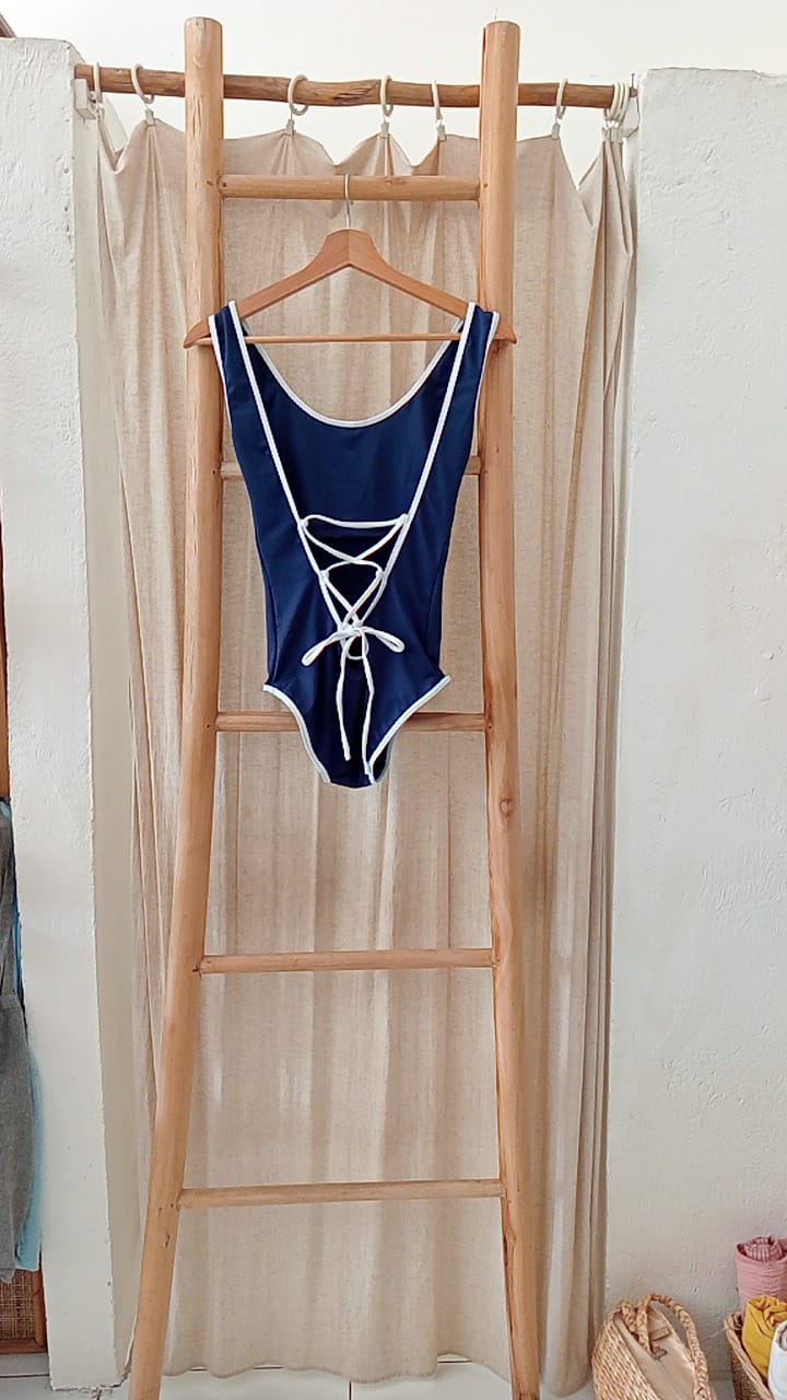 onepiece xx midnight blue & white