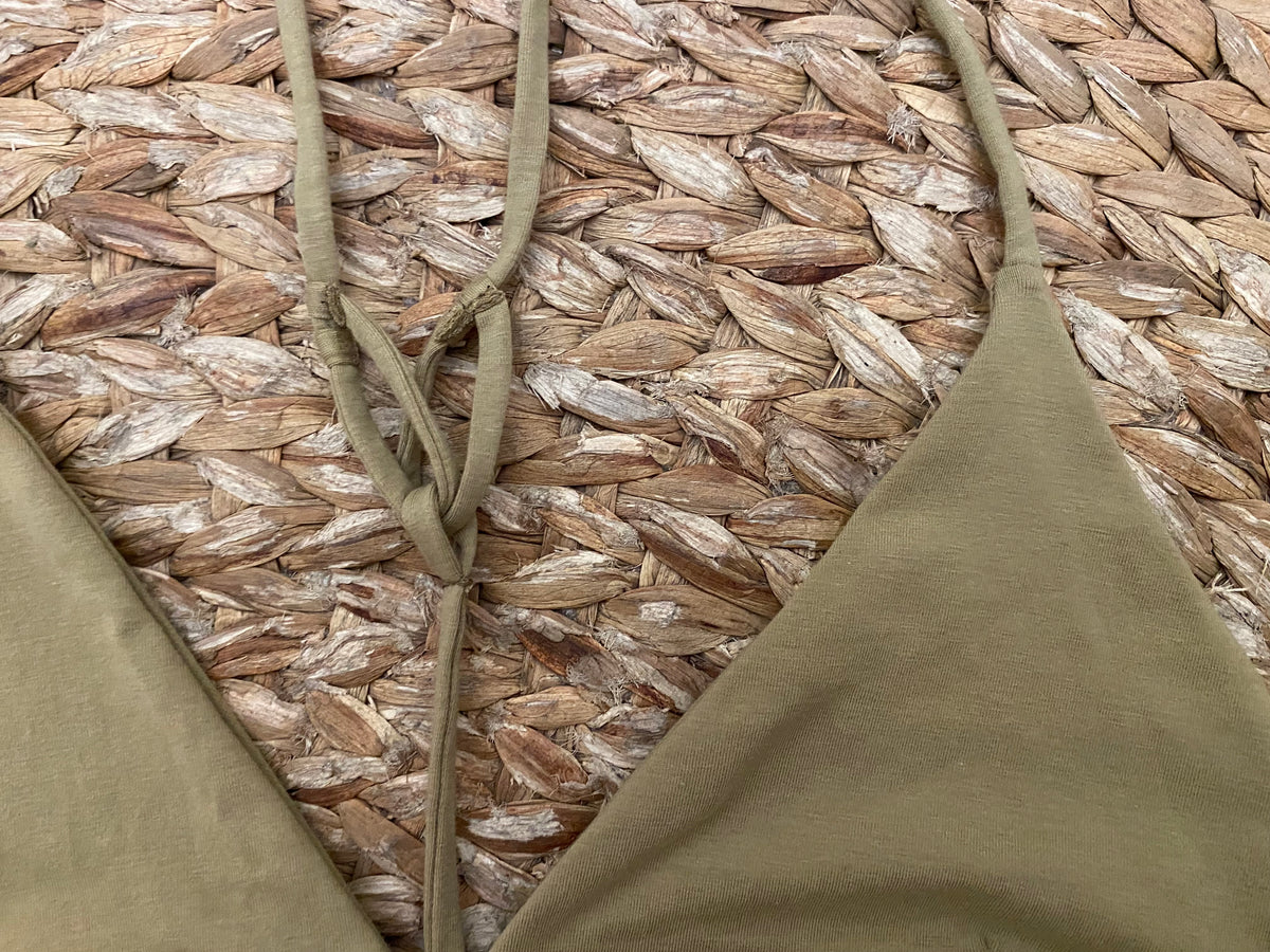 organic cotton t-back olive
