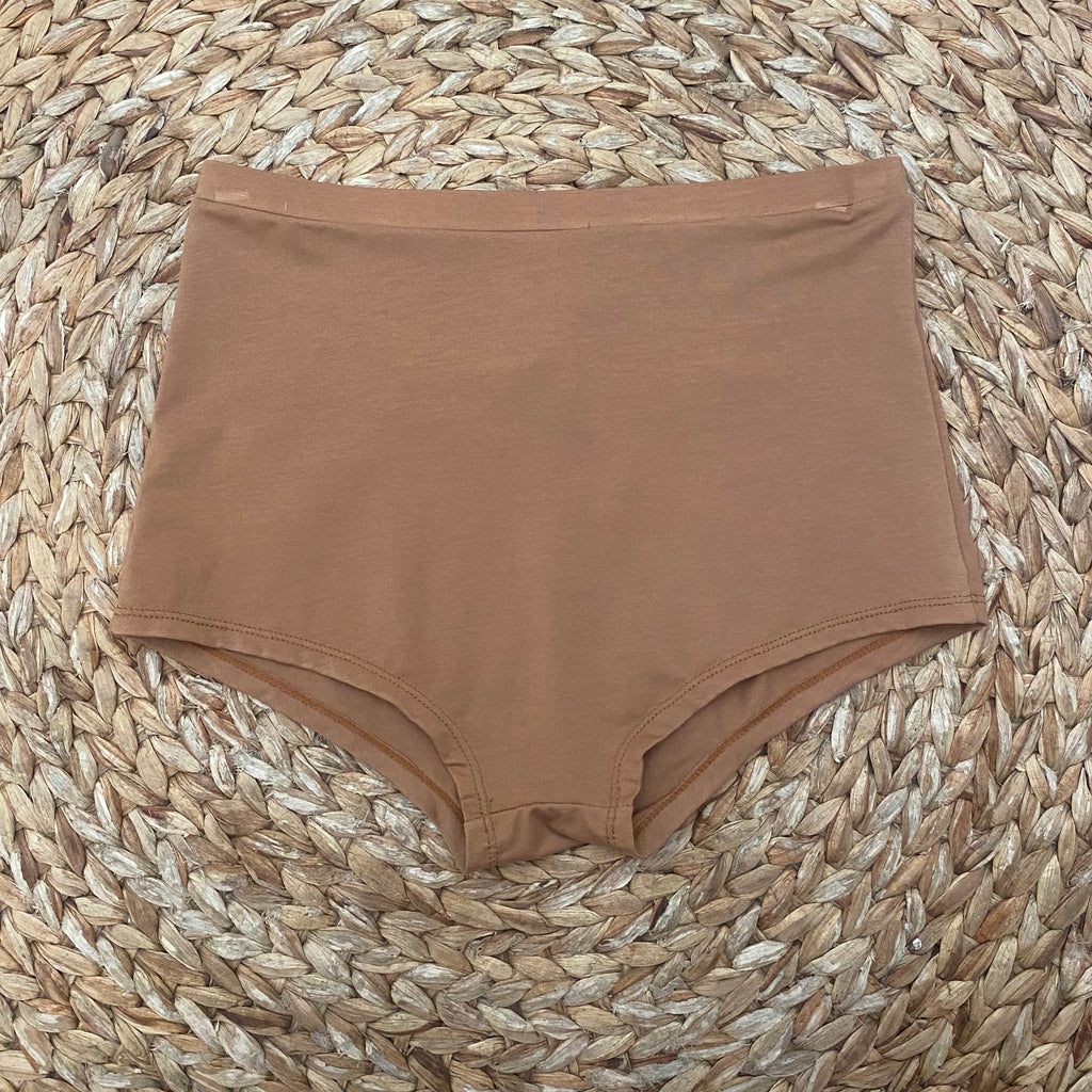 Eco cheeky short toffee