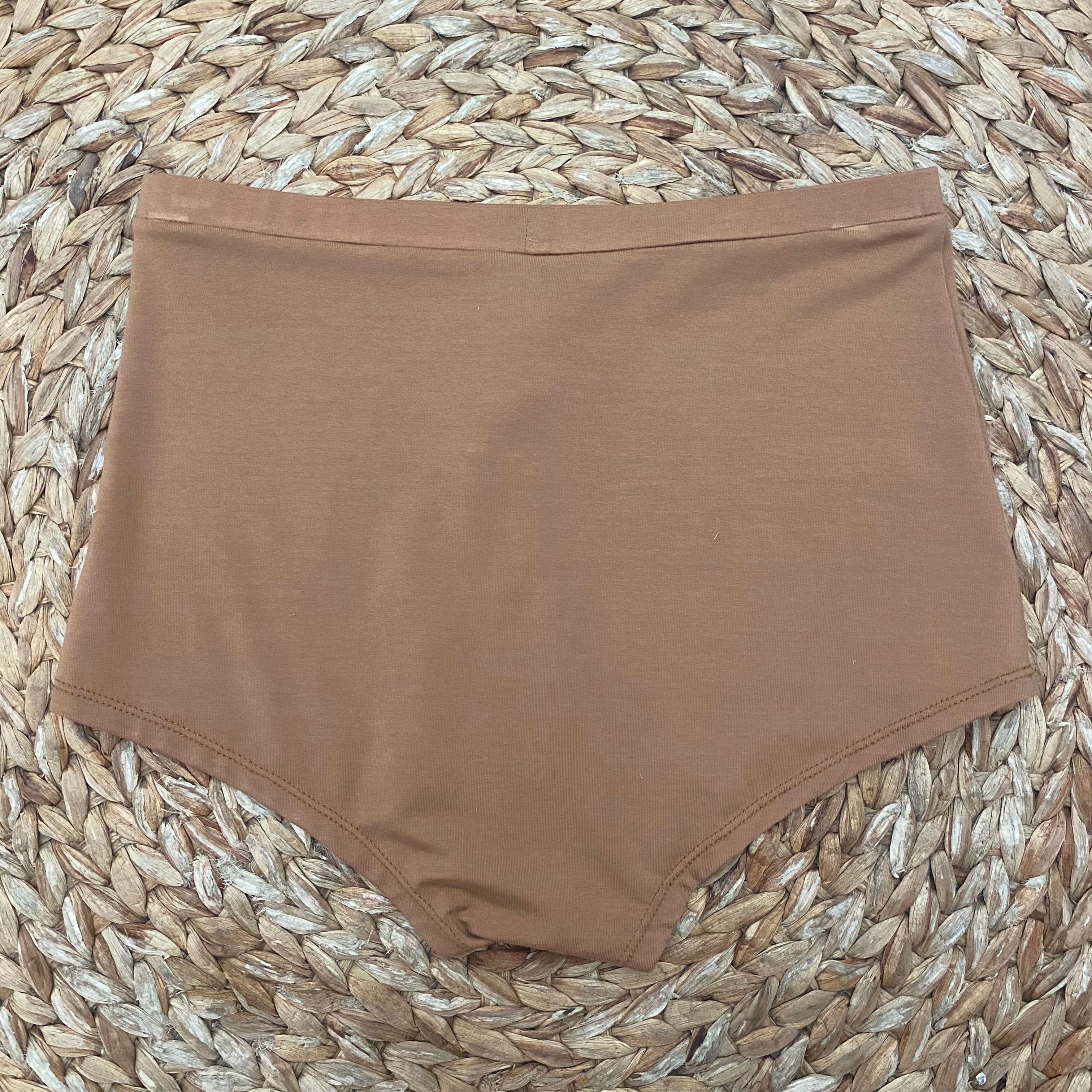 Eco cheeky short toffee