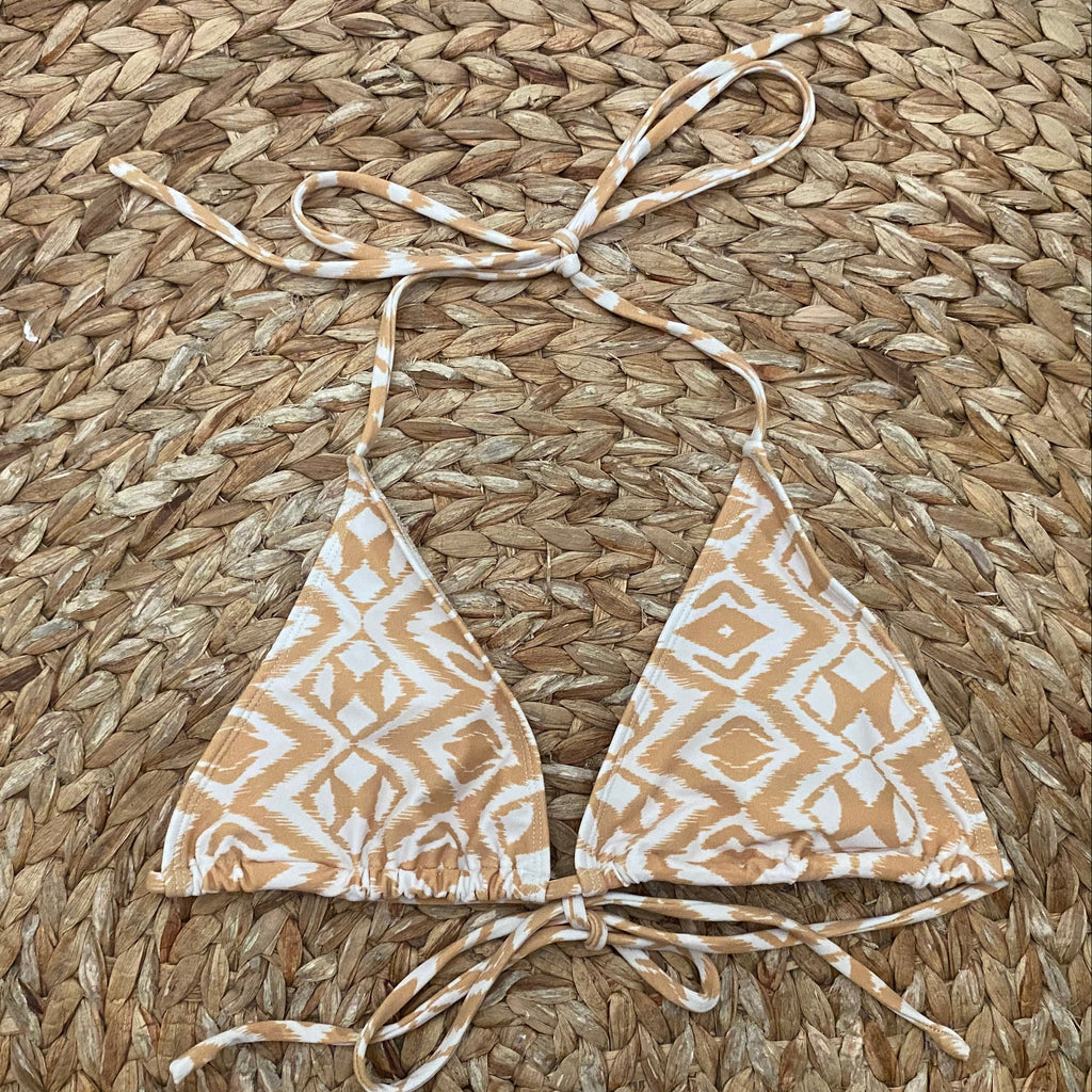 Triangle top batik