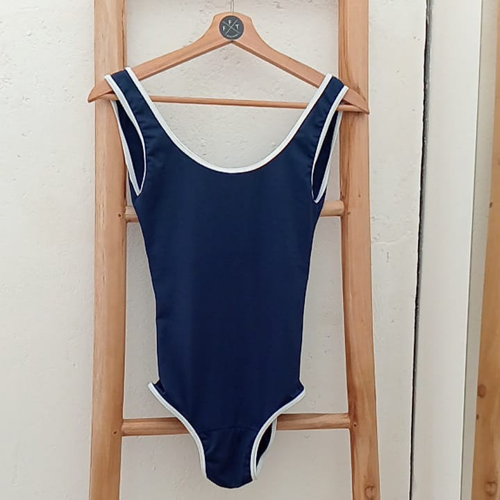 onepiece xx midnight blue & white