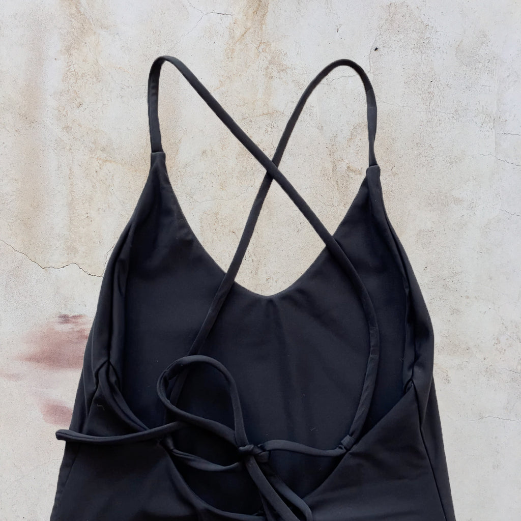 crossback onepiece (black)