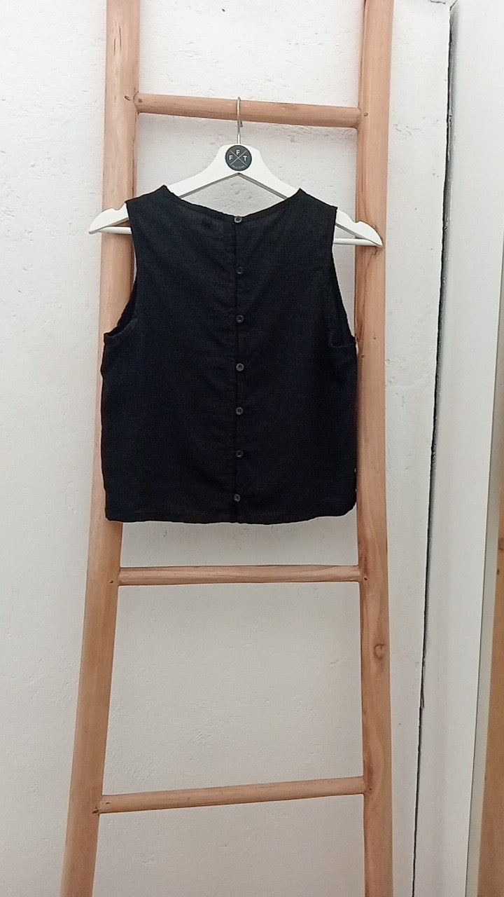 Button back top